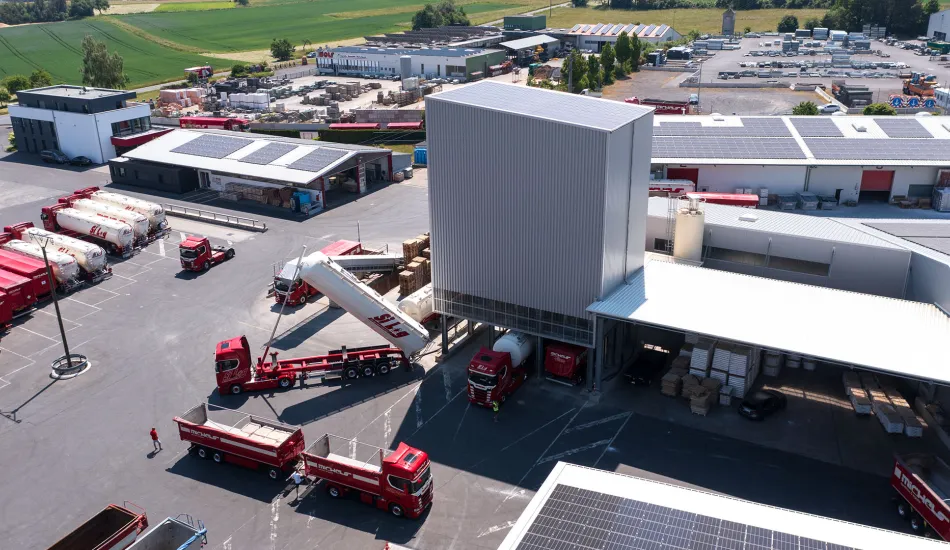 Silotransporte Silo Siloanlage SiLog Unternehmensgelände Lagerlogistik