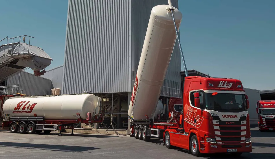 Stand-Silo-Anlage Lkw Silo Silotransporte Slider 3